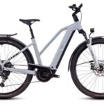 VTC Électrique Cube Kathmandu Hybrid EX 800 Trapeze Shimano Cues 11V 800 Wh 700 mm Gris Haze 2025