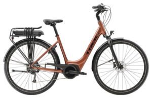 Vélo de Ville Électrique Trek Verve+ 1 Lowstep Shimano Tourney/Altus 8V 400 Wh Orange Foncé